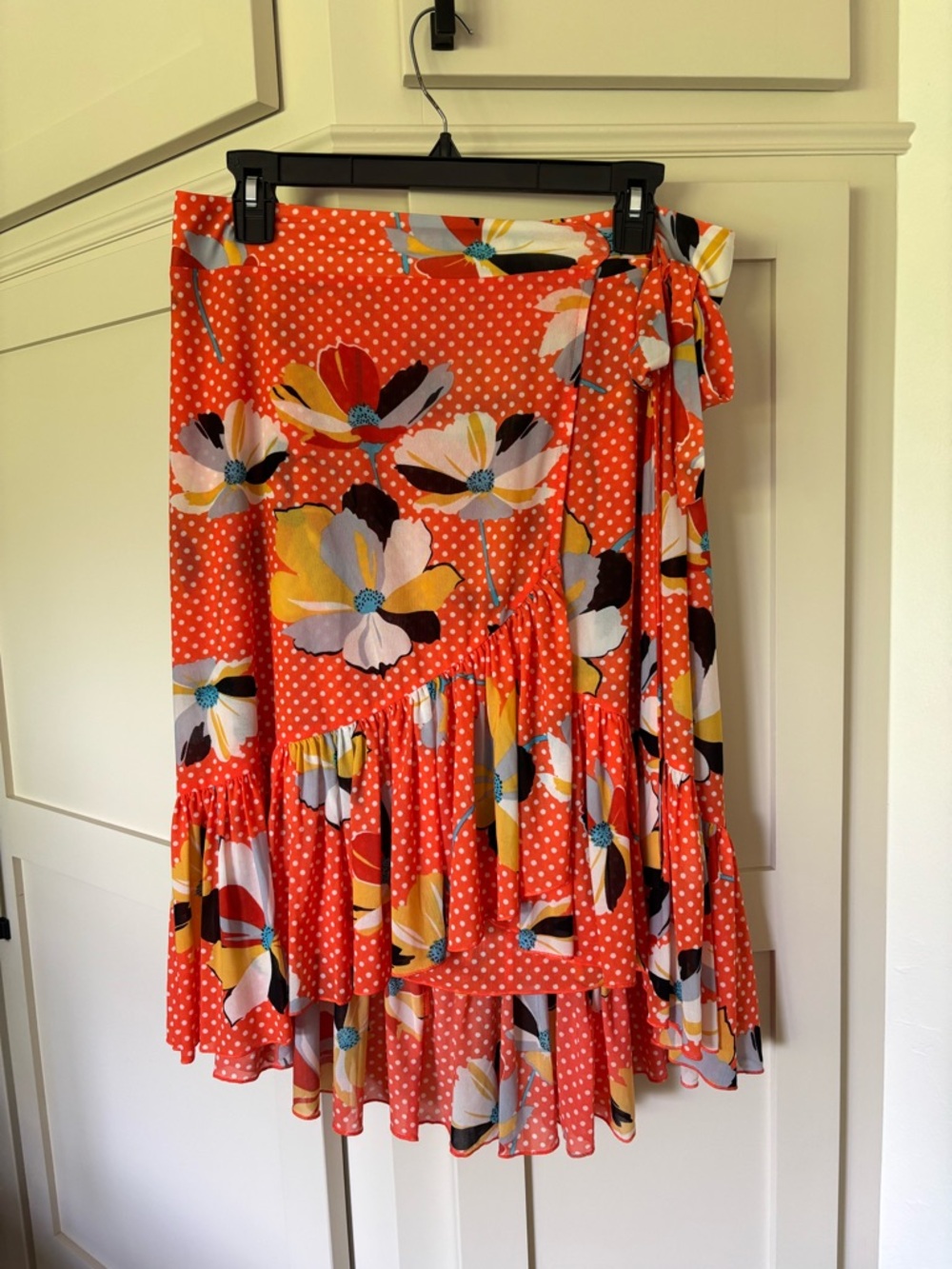 Cabi Floral Orange Ruffle Wrap Flowy Tie Waist Midi Skirt Size Small